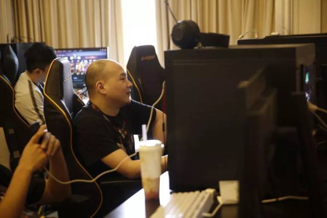 Monte Gen 成为 Valve 排名中的顶级学院队伍