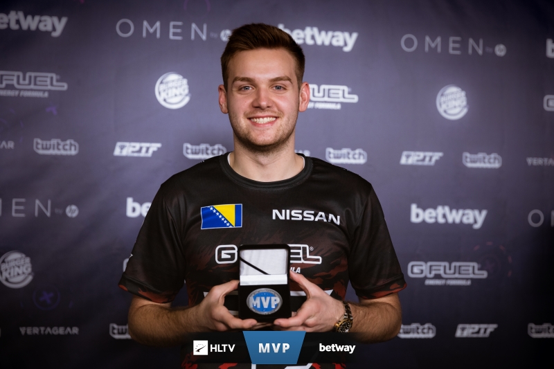 LPL夏季赛第三周趣味数据：AL全队一周内打出18个单杀